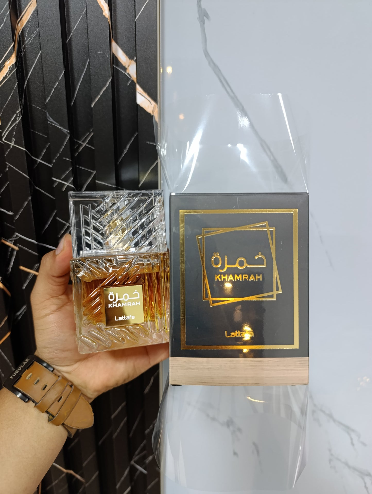 Lattafa Perfumes Khamrah en Caja Eco