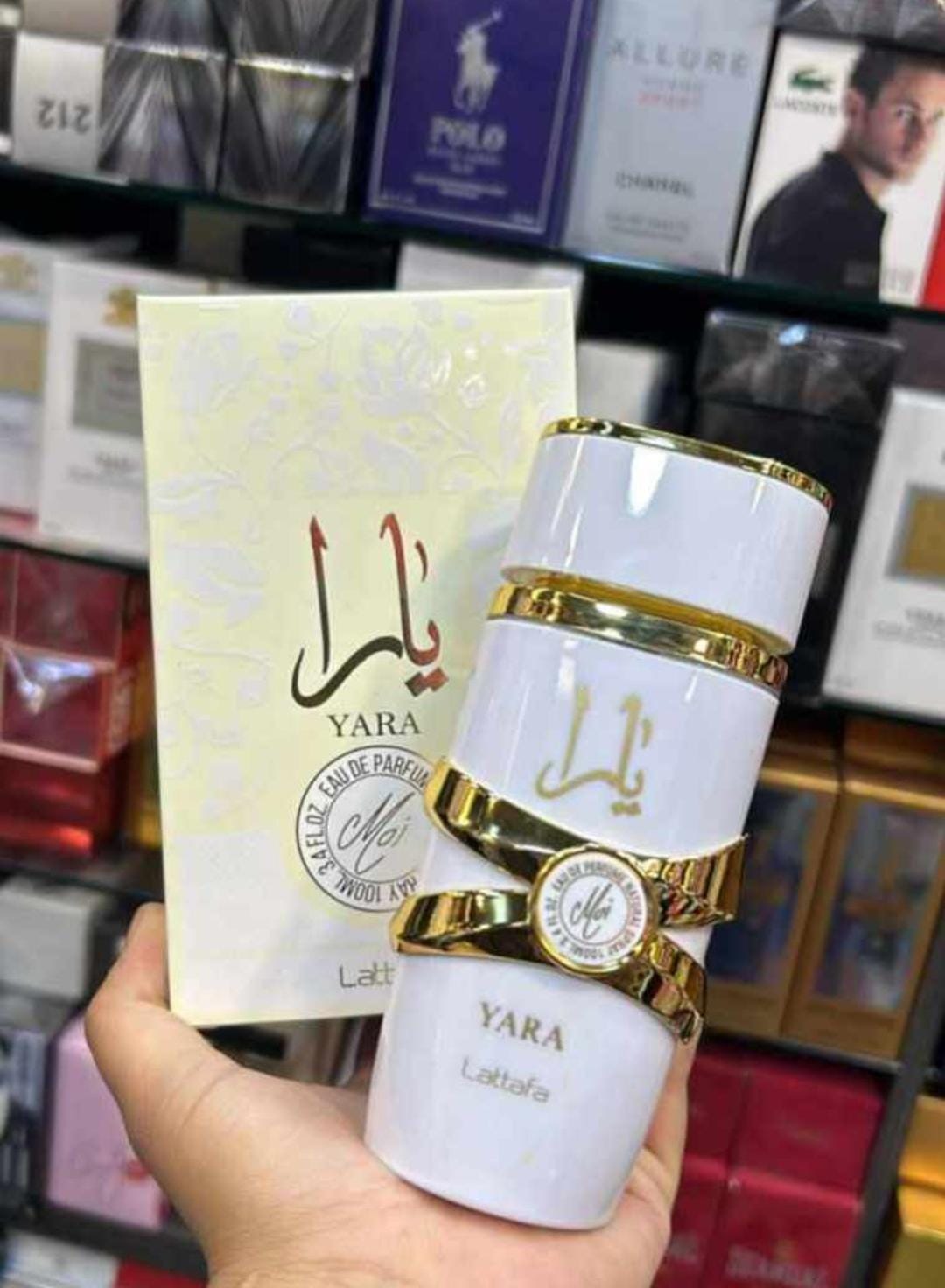 Lattafa Perfums Yara Moi