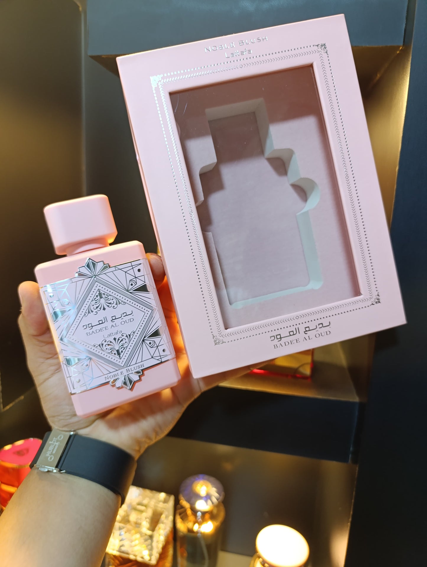 Lattafa Noble Blush en Estuche de Lujo