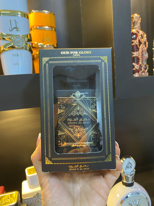 Lattafa Oud For Glory en Caja Eco