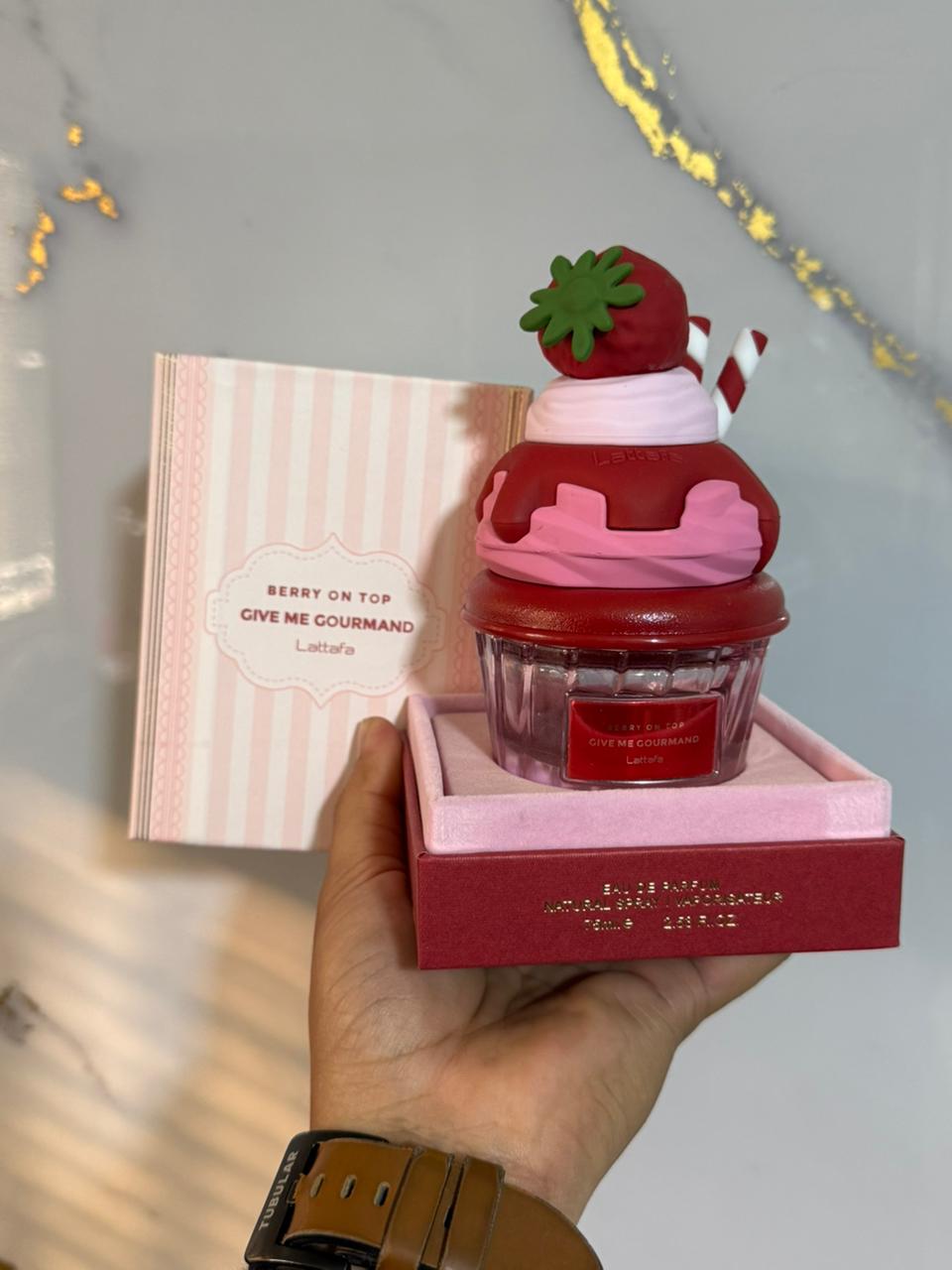 Berry On Top de Lattafa